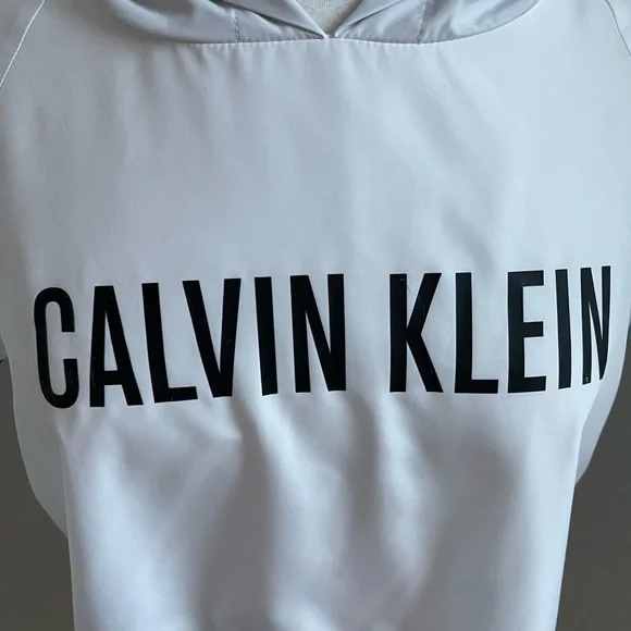NWOT (New Without Tag) CALVIN KLEIN Hoodie / Crop Top - Picture 9 of 16